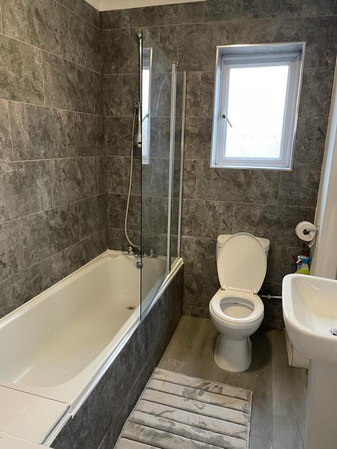 Alder En-Suites Self-Catering With Private Shower 1 Southampton Exteriör bild