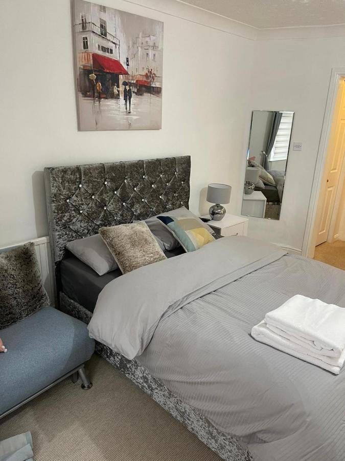Alder En-Suites Self-Catering With Private Shower 1 Southampton Exteriör bild