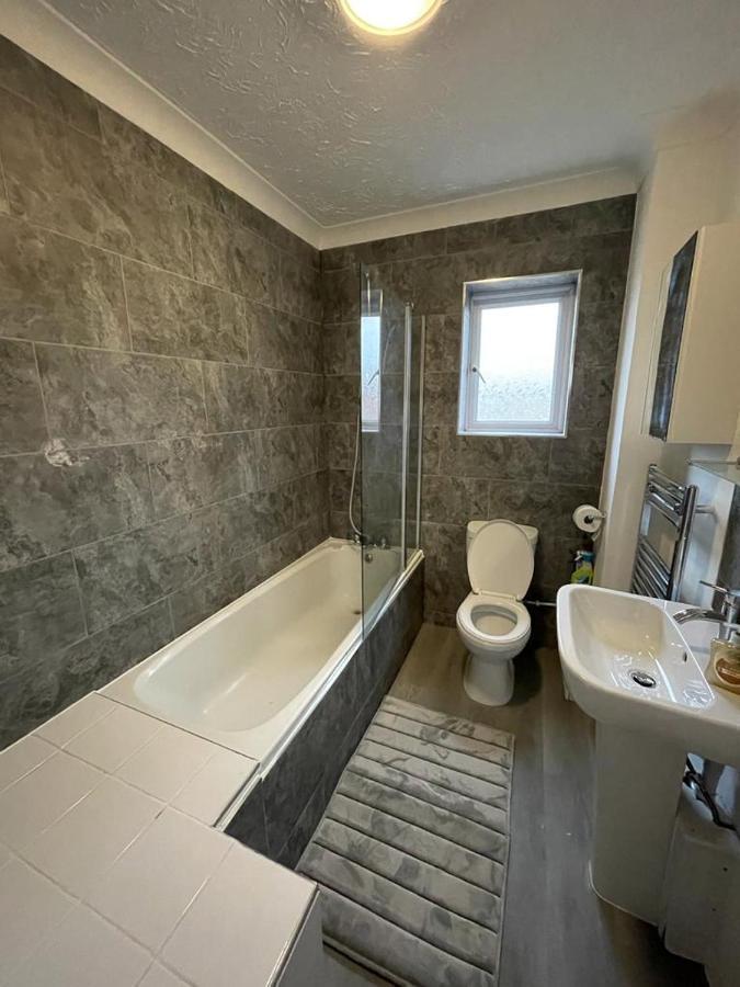 Alder En-Suites Self-Catering With Private Shower 1 Southampton Exteriör bild